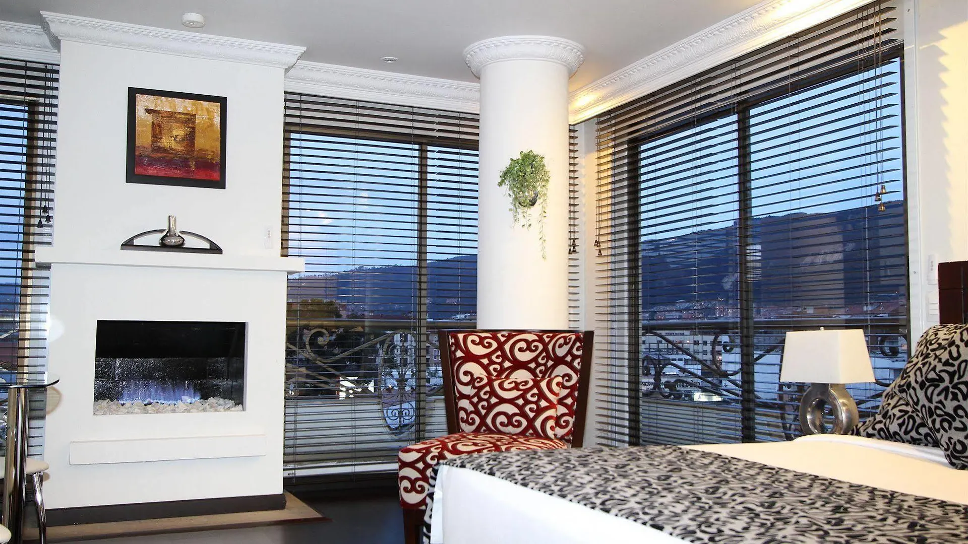 Hotel Suites 108 Богота 4*,
