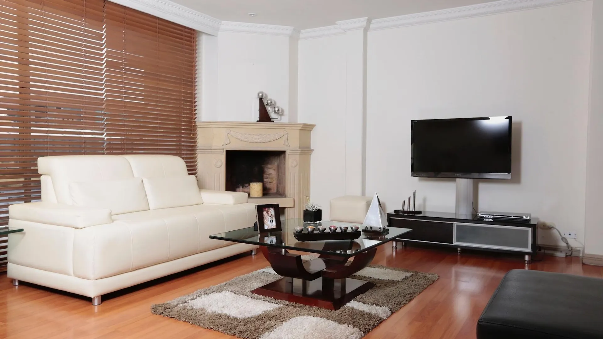 Hotel Suites 108 Bogota 4*,